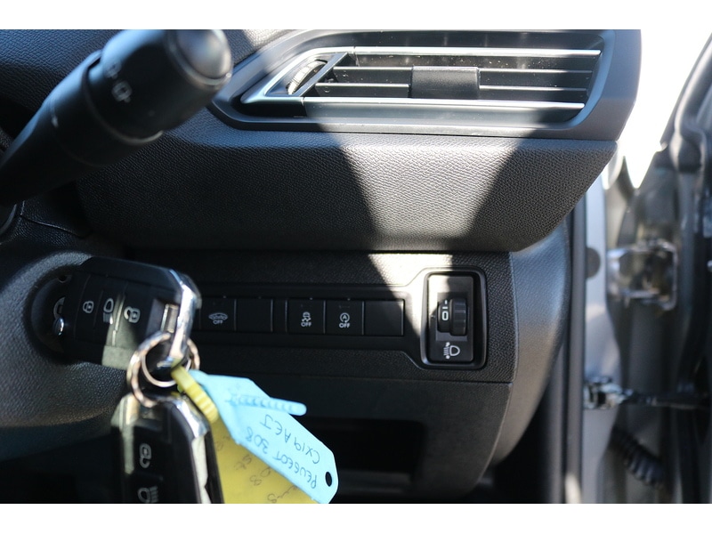 Used Peugeot 308 SW 2019 for sale - 75427433: Photo 24