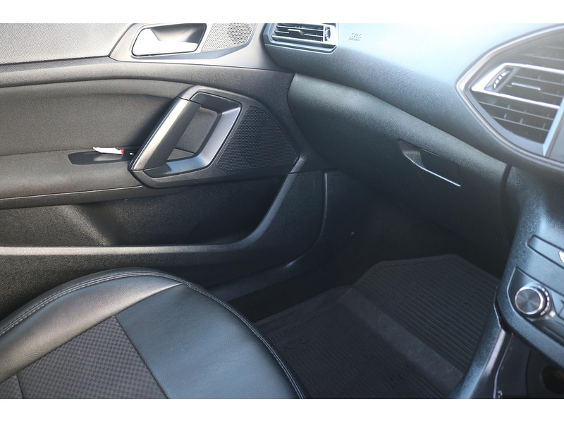 Used Peugeot 308 SW 2019 for sale - 75427433: Photo 31