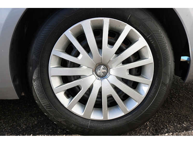 Used Peugeot 308 SW 2019 for sale - 75427433: Photo 42