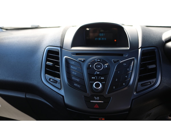 Used Ford Fiesta 2015 for sale - 75444899: Photo 18
