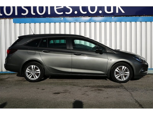 Used Vauxhall Astra for sale - 74265839: Photo 3