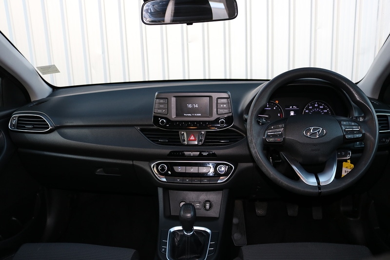 Used Hyundai i30 2017 for sale - 75427413: Photo 18