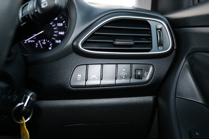 Used Hyundai i30 2017 for sale - 75427413: Photo 23