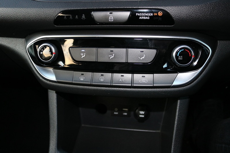 Used Hyundai i30 2017 for sale - 75427413: Photo 25