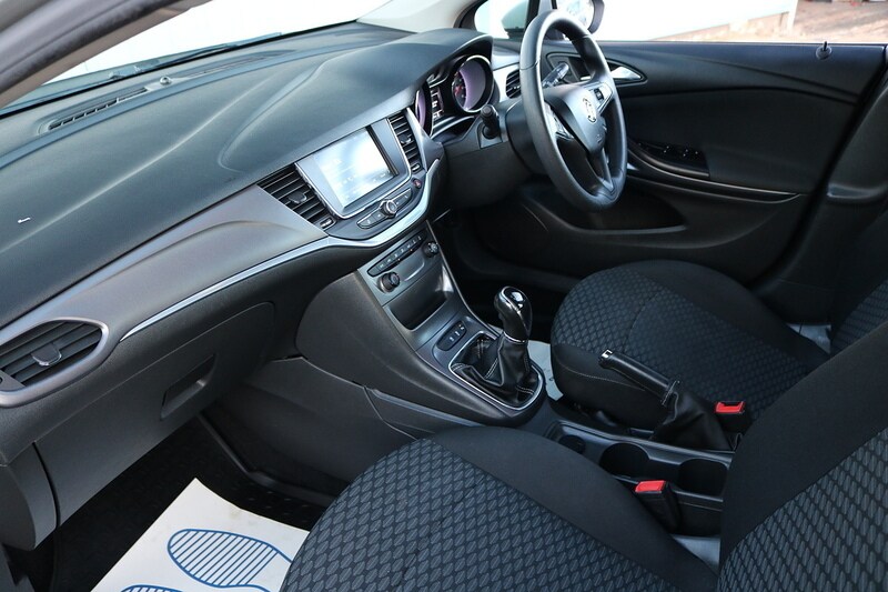 Used Vauxhall Astra 2016 for sale - 77465253: Photo 37