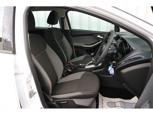 Used Ford Focus 2013 for sale - 74265412: Photo 9