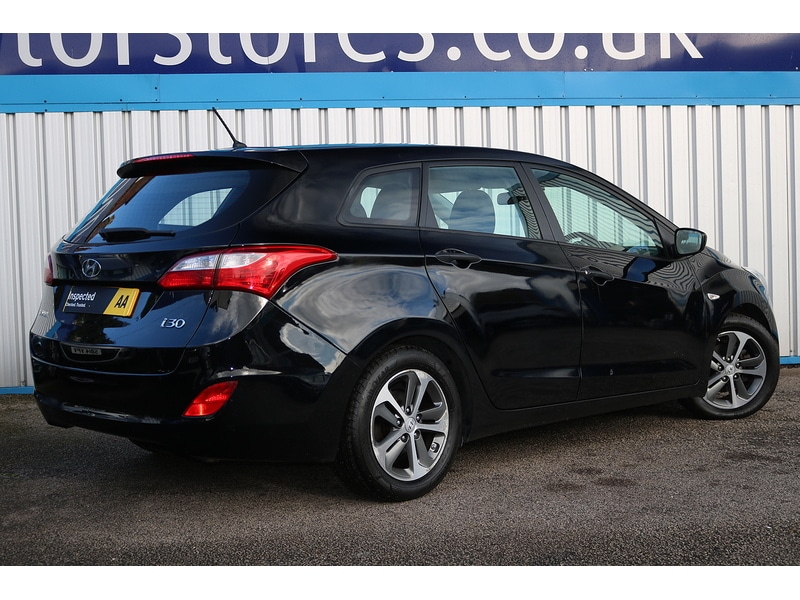 Used Hyundai i30 2015 for sale - 74538015: Photo 11