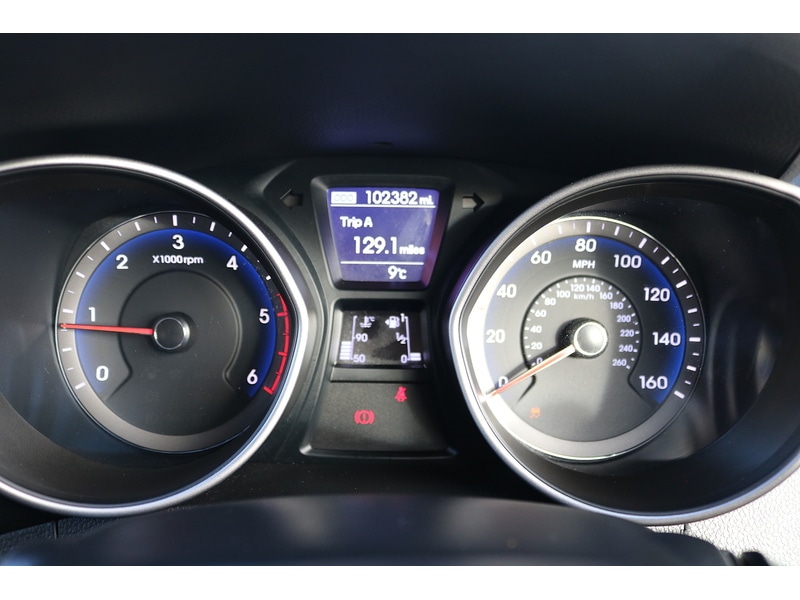 Used Hyundai i30 2015 for sale - 74538015: Photo 24