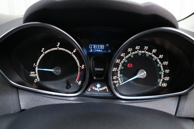 Used Ford Fiesta 2014 for sale - 76821308: Photo 24