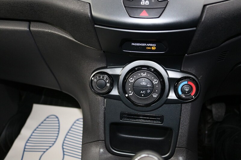 Used Ford Fiesta 2014 for sale - 76821308: Photo 27