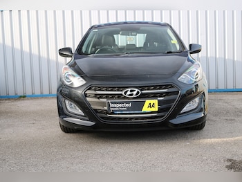 Used Hyundai i30 2015 for sale - 74449593: Photo