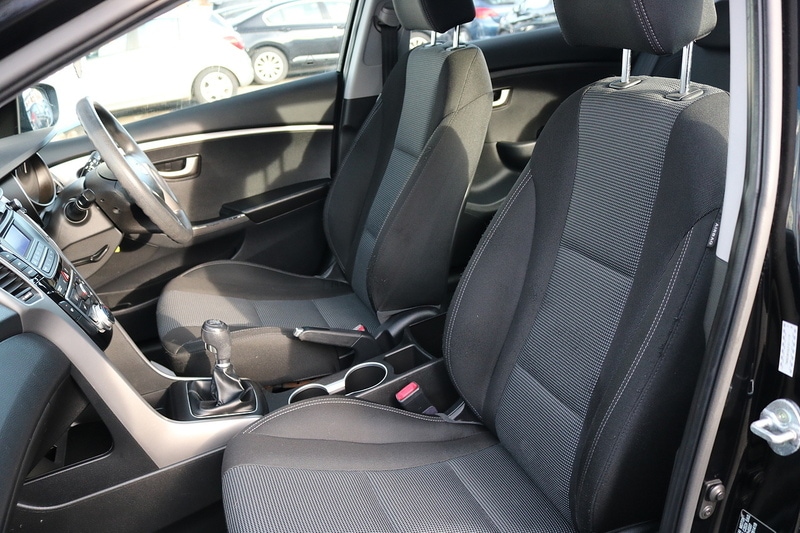 Used Hyundai i30 2015 for sale - 74449593: Photo 35