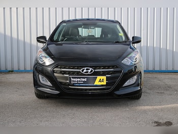 Used Hyundai i30 2015 for sale - 74449593: Photo