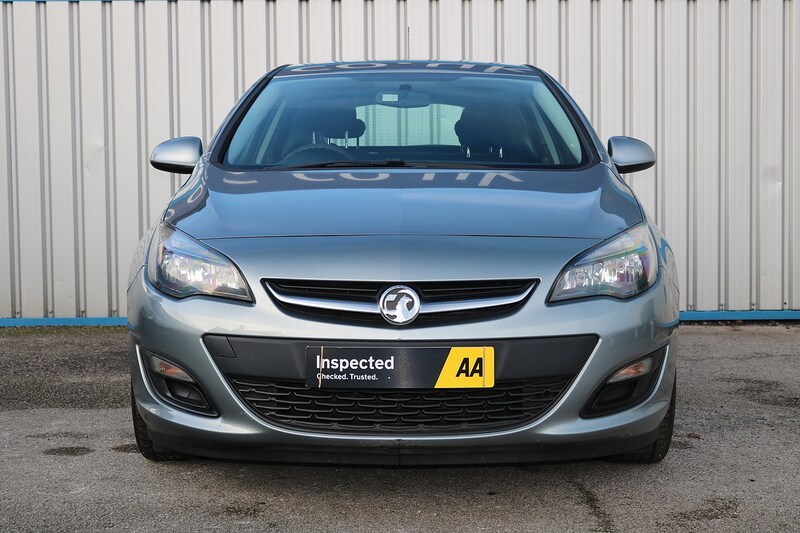 Used Vauxhall Astra 2014 for sale - 74265792: Photo 2