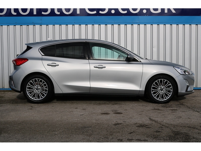 Used Ford Focus 2019 for sale - 74265628: Photo 11