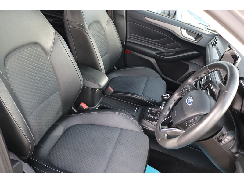 Used Ford Focus 2019 for sale - 74265628: Photo 13
