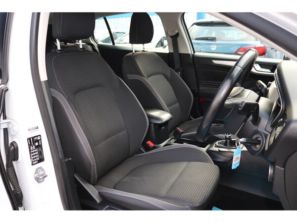 Used Ford Focus 2020 for sale - 74367458: Photo 16