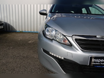 Used Peugeot 308 2015 for sale - 78297649: Photo