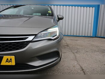 Used Vauxhall Astra 2018 for sale - 76413308: Photo