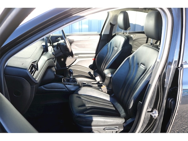 Used Ford Focus 2019 for sale - 74265617: Photo 6