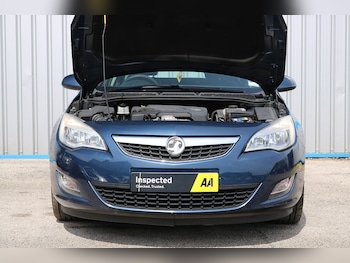 Used Vauxhall Astra 2011 for sale - 78300021: Photo