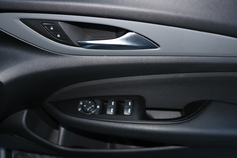 Used Vauxhall Insignia 2018 for sale - 76821320: Photo 36