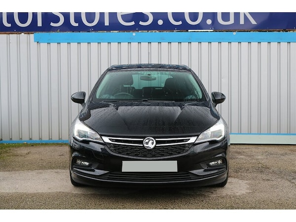 Used Vauxhall Astra for sale - 74265746: Photo 2