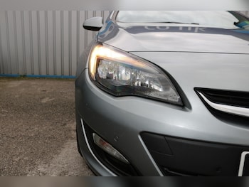 Used Vauxhall Astra 2015 for sale - 76496946: Photo