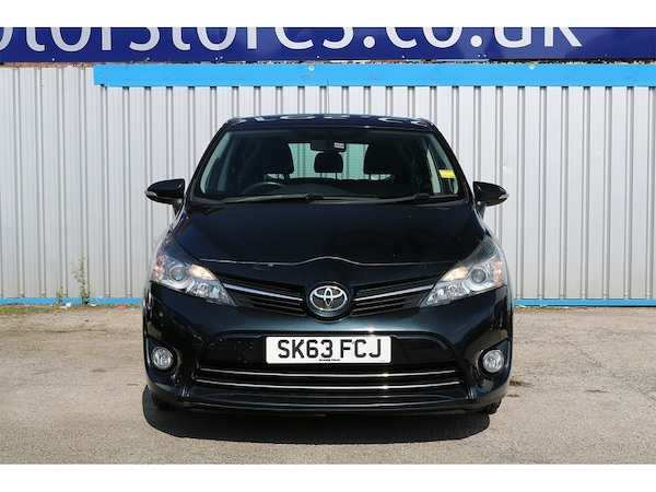 Used Toyota Verso 2013 for sale - 74265738: Photo 2