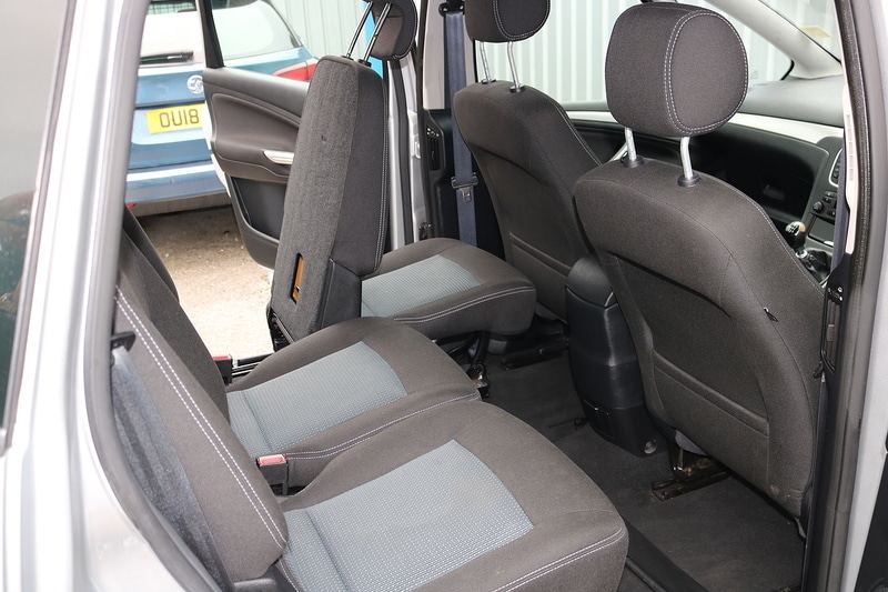 Used Ford S-Max 2013 for sale - 76536257: Photo 14