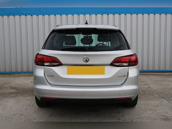 Used Vauxhall Astra 2017 for sale - 78709828: Photo