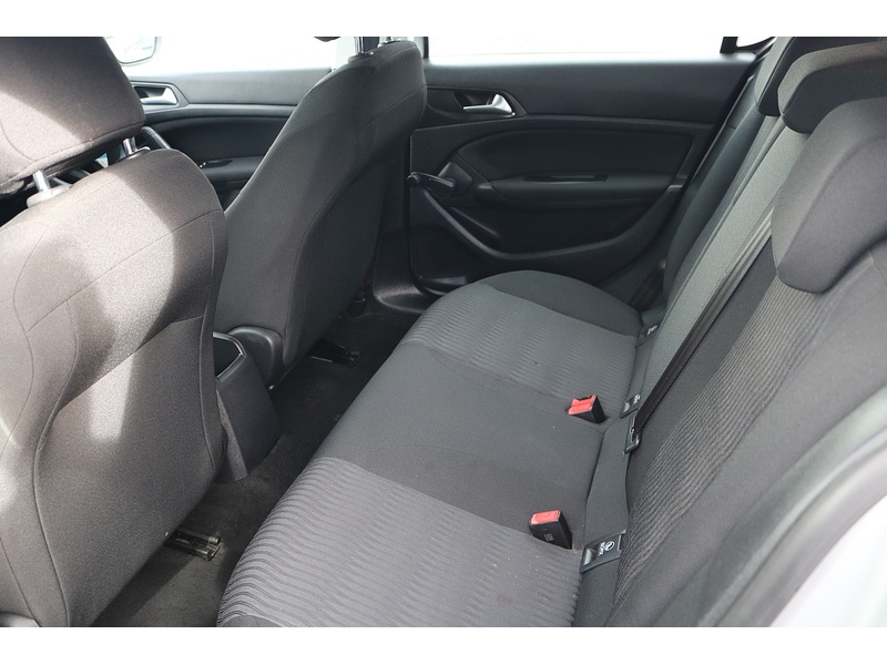 Used Peugeot 308 2015 for sale - 74265822: Photo 18