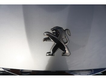 Used Peugeot 308 2015 for sale - 74265822: Photo