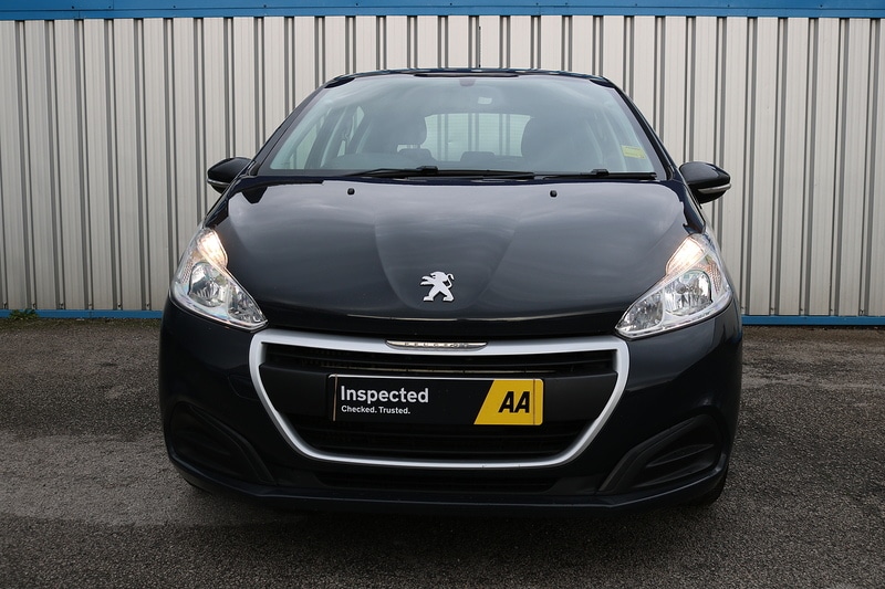 Used Peugeot 208 2018 for sale - 74265630: Photo 2