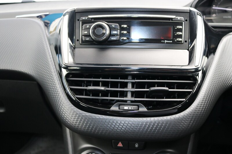 Used Peugeot 208 2018 for sale - 74265630: Photo 26