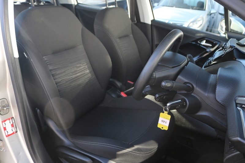 Used Peugeot 208 2015 for sale - 75427406: Photo 13