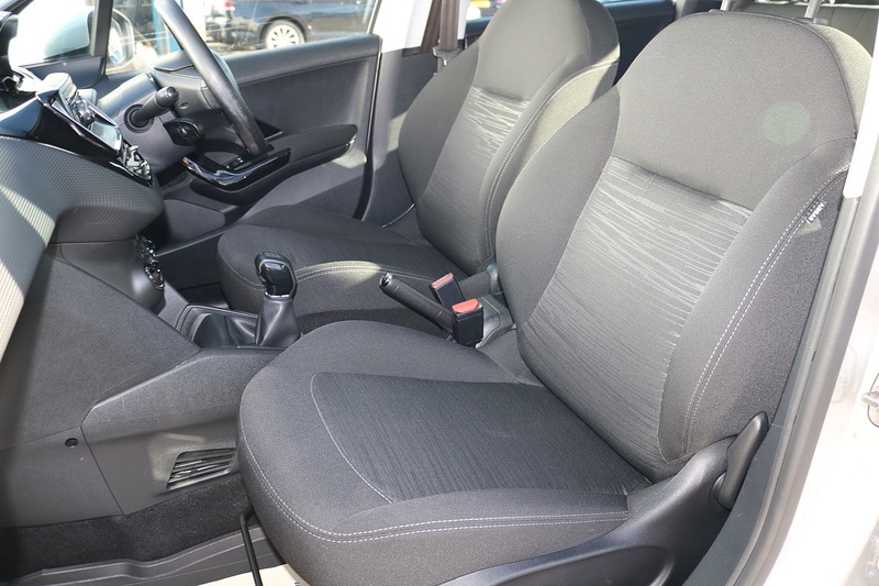 Used Peugeot 208 2015 for sale - 75427406: Photo 17