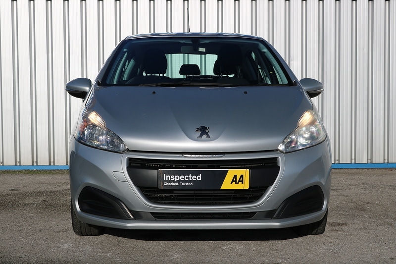 Used Peugeot 208 2015 for sale - 75427406: Photo 2