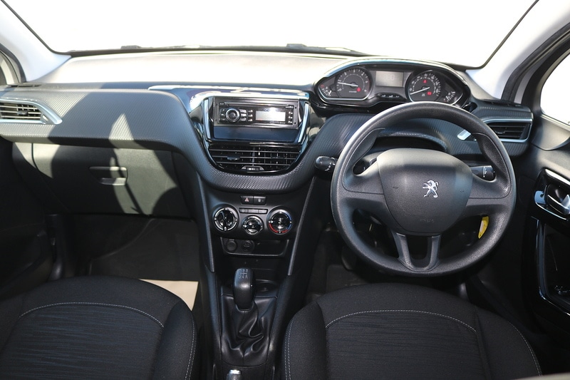 Used Peugeot 208 2015 for sale - 75427406: Photo 20