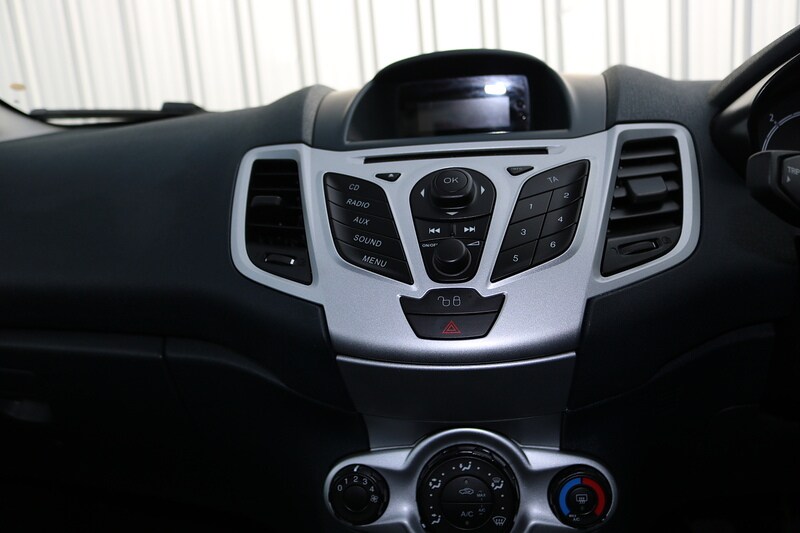 Used Ford Fiesta 2012 for sale - 74538002: Photo 23