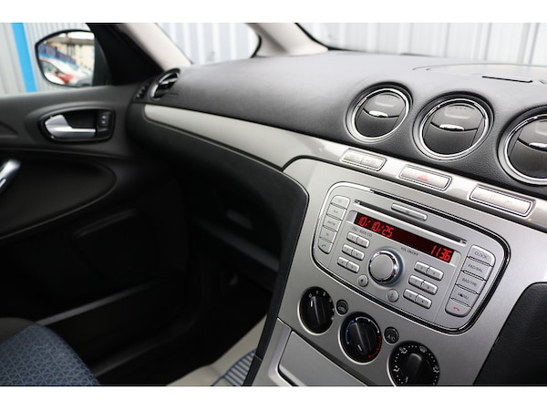 Used Ford Galaxy 2009 for sale - 75427470: Photo 26