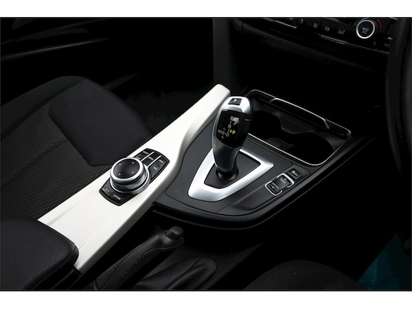 Used BMW 3 Series 2018 for sale - 74265561: Photo 32
