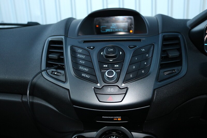 Used Ford Fiesta 2014 for sale - 76821311: Photo 24