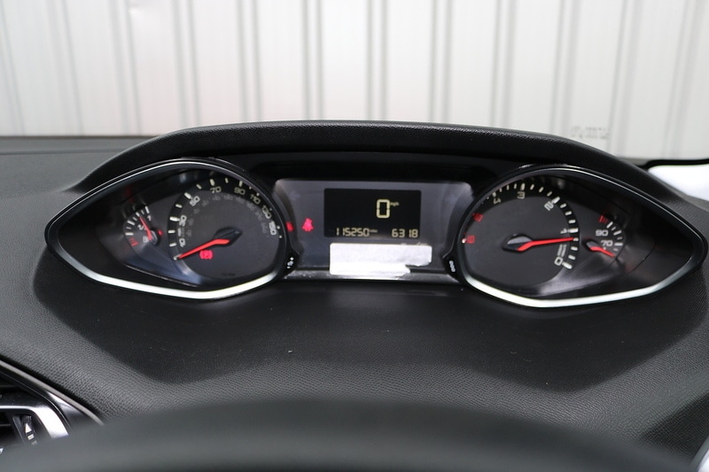 Used Peugeot 308 2017 for sale - 76821315: Photo 24