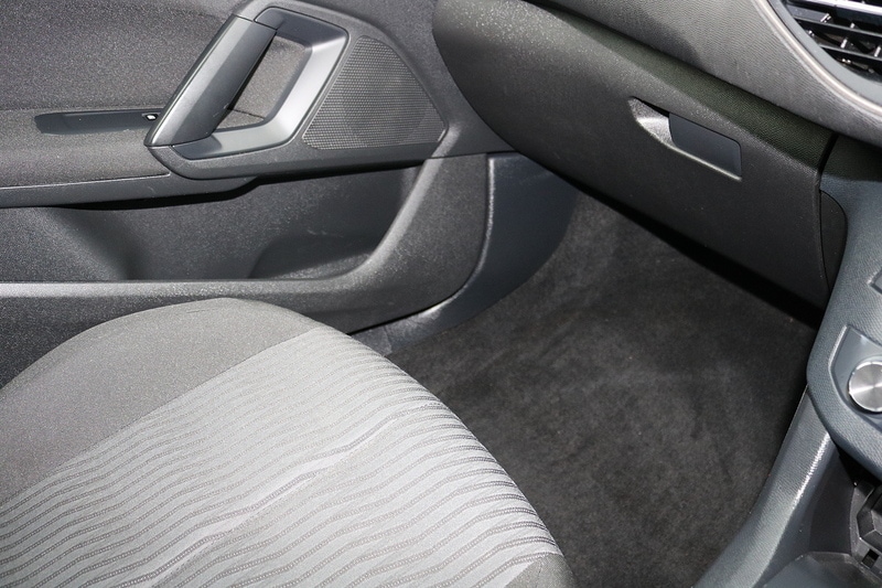 Used Peugeot 308 2017 for sale - 76821315: Photo 32