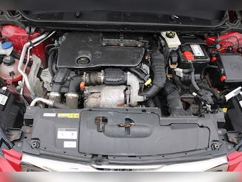 Used Peugeot 308 2017 for sale - 76821315: Photo