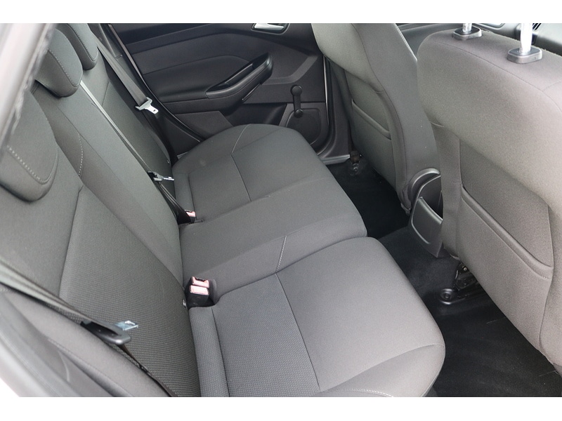 Used Ford Focus 2015 for sale - 74265777: Photo 15