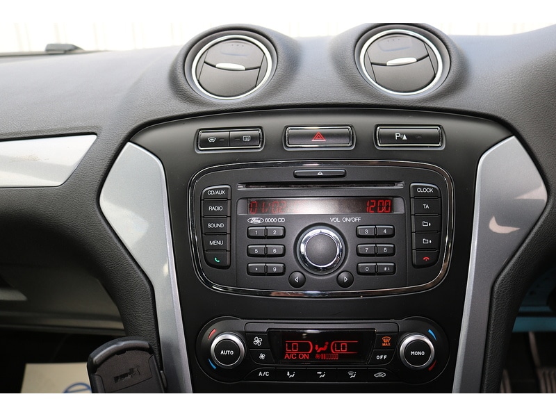 Used Ford Mondeo 2012 for sale - 75427460: Photo 27