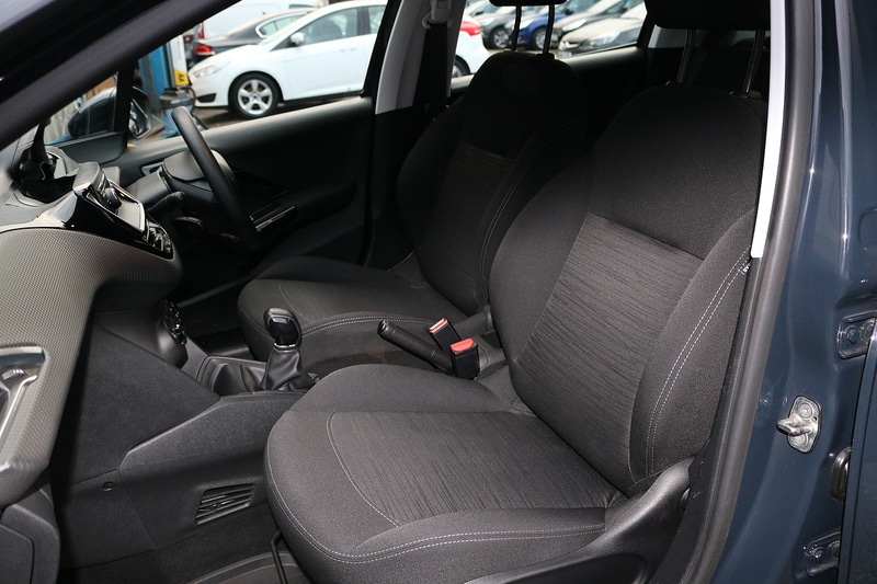 Used Peugeot 208 2016 for sale - 74265702: Photo 16