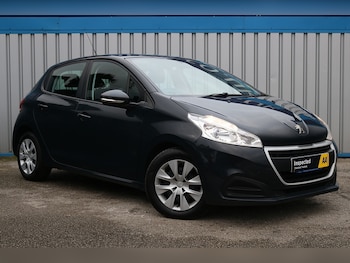 Used Peugeot 208 2016 for sale - 74265702: Photo